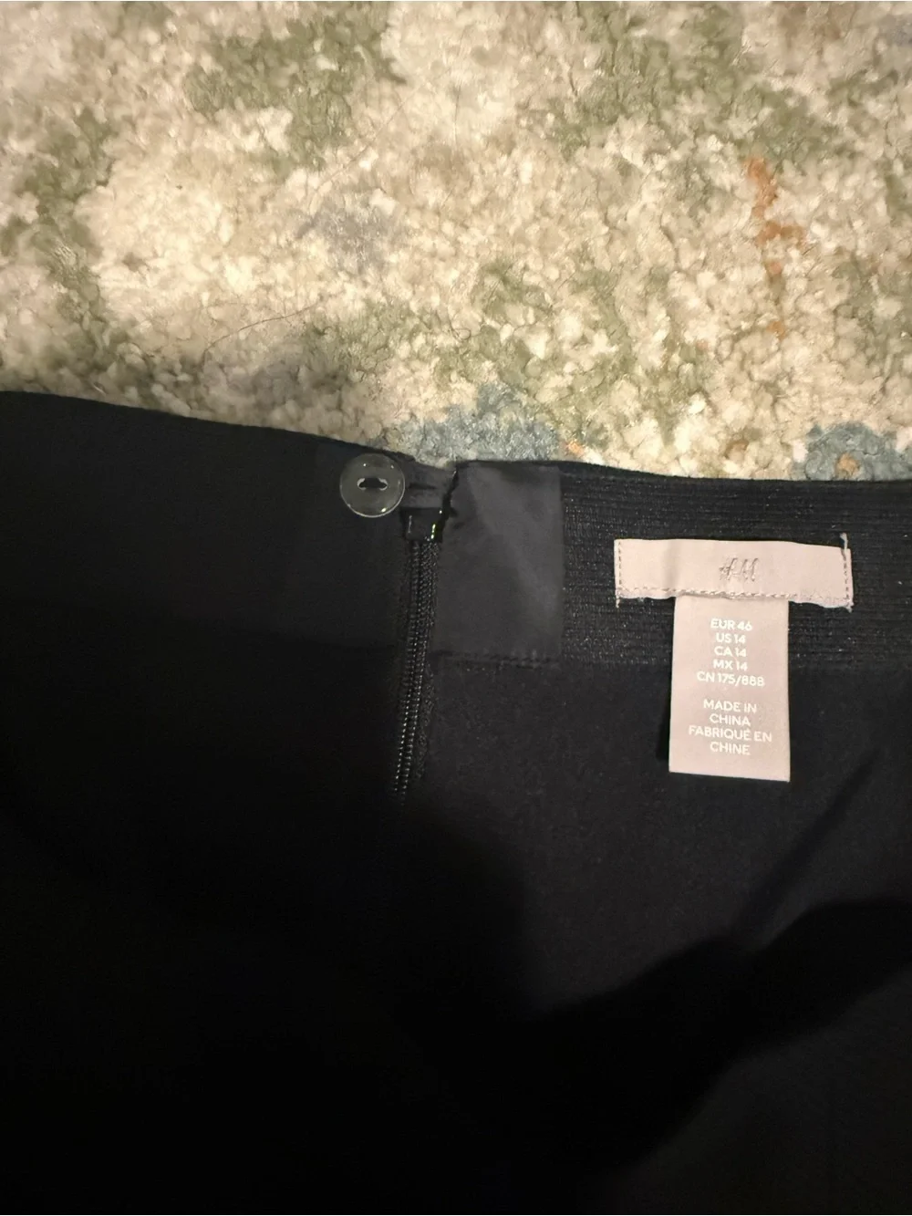 H&M Black Mini Skirt